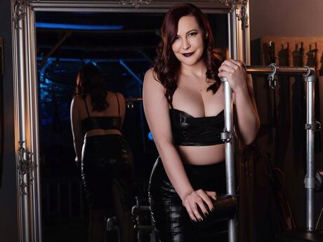 Divine Domino, photo #5801